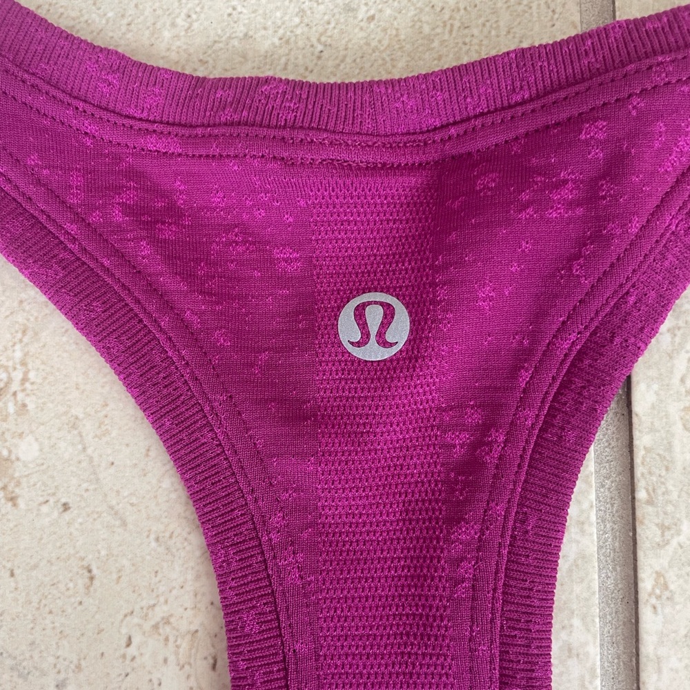 Lululemon swiftly tank - Picture 3 of 6